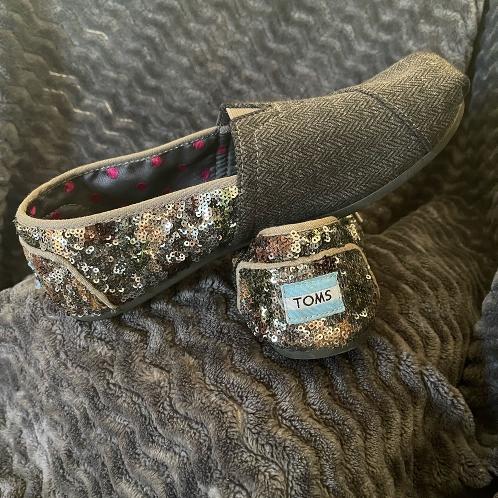 TOMS Herringbone flannel and sequin upper.